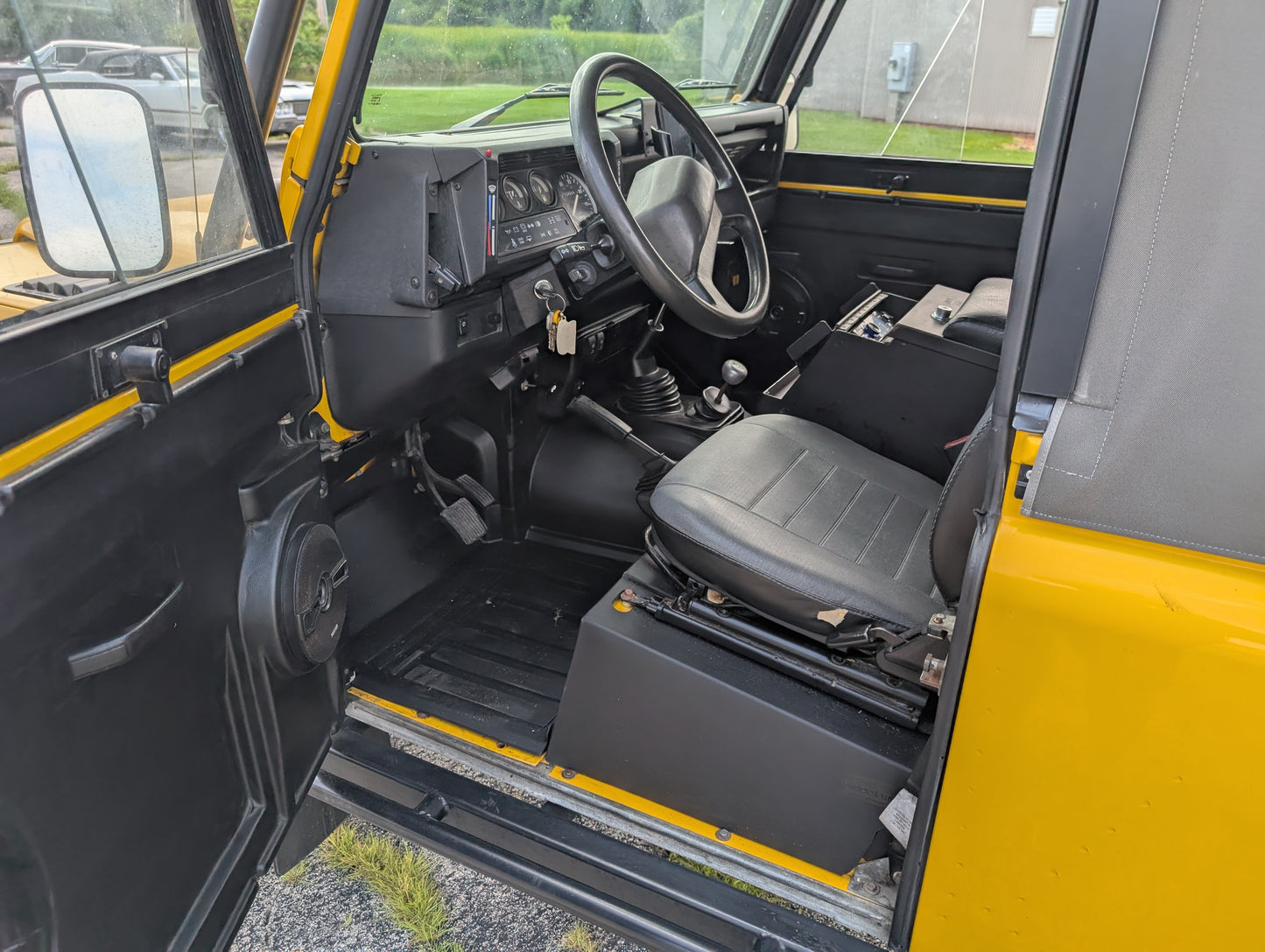 1994 Land Rover Defender 90 NAS