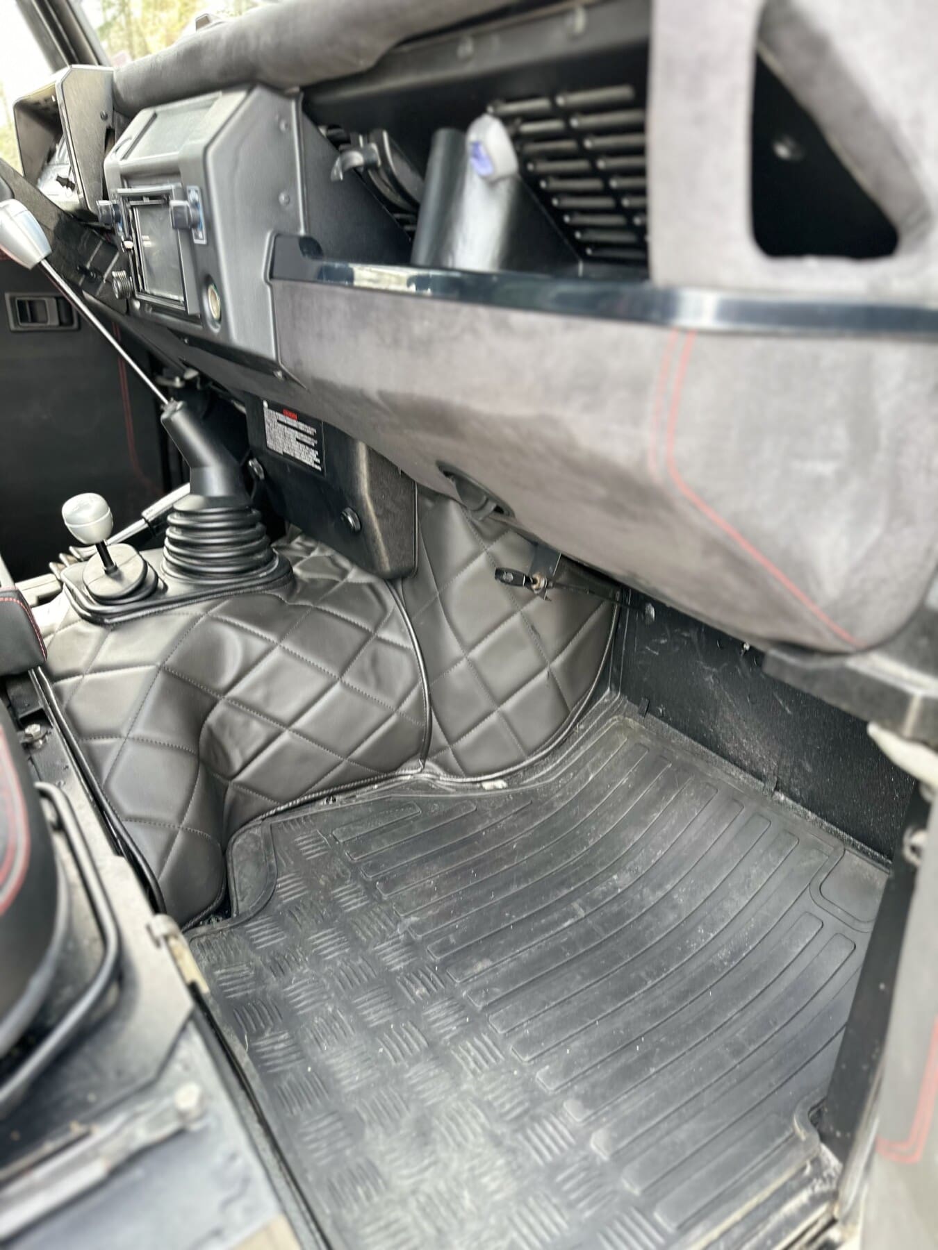 1997 Land Rover Defender 90 LHD