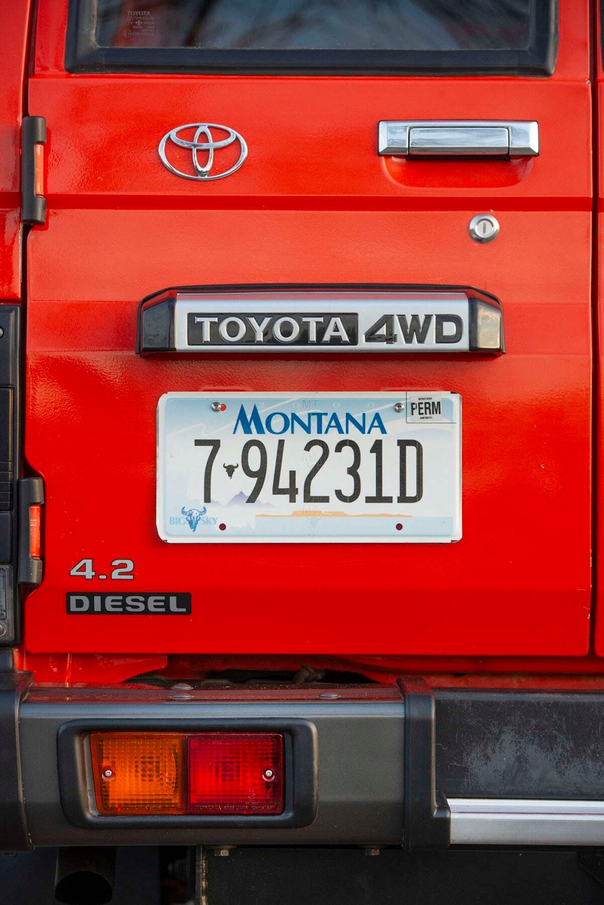 1994 Toyota Land Cruiser HZJ75 Troop Carrier