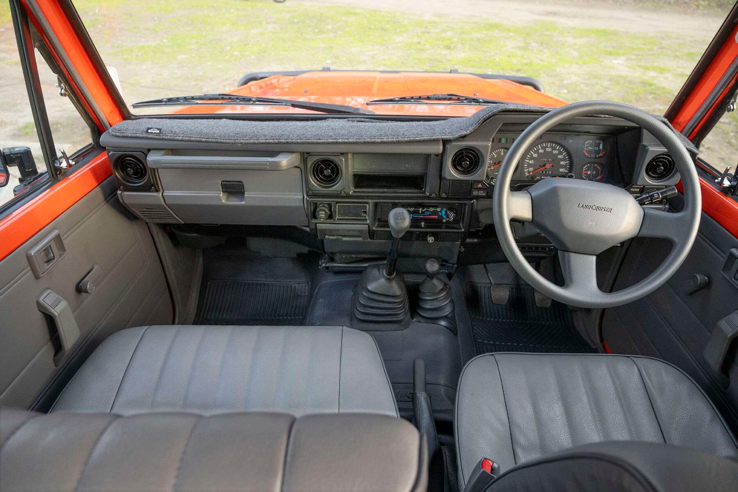 1994 Toyota Land Cruiser HZJ75 Troop Carrier