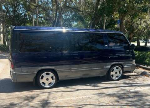 1995 Nissan Caravan Royal - JDM RHD