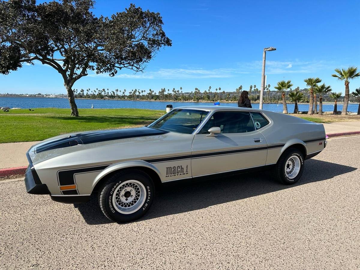 1972 Ford Mustang Mach 1 Fast Back