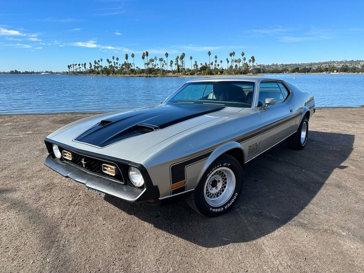 1972 Ford Mustang Mach 1 Fast Back