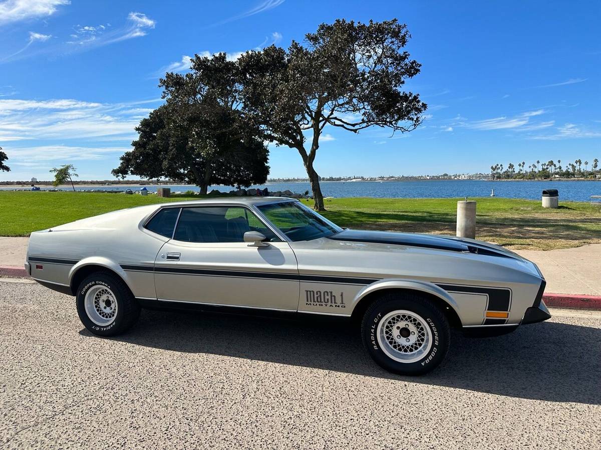1972 Ford Mustang Mach 1 Fast Back