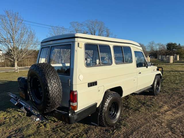 1986 Toyota Land Cruiser HZJ75 Troopy Camper