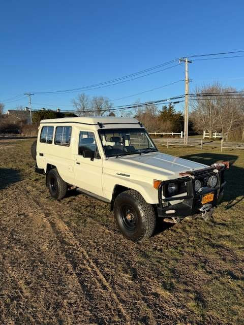 1986 Toyota Land Cruiser HZJ75 Troopy Camper