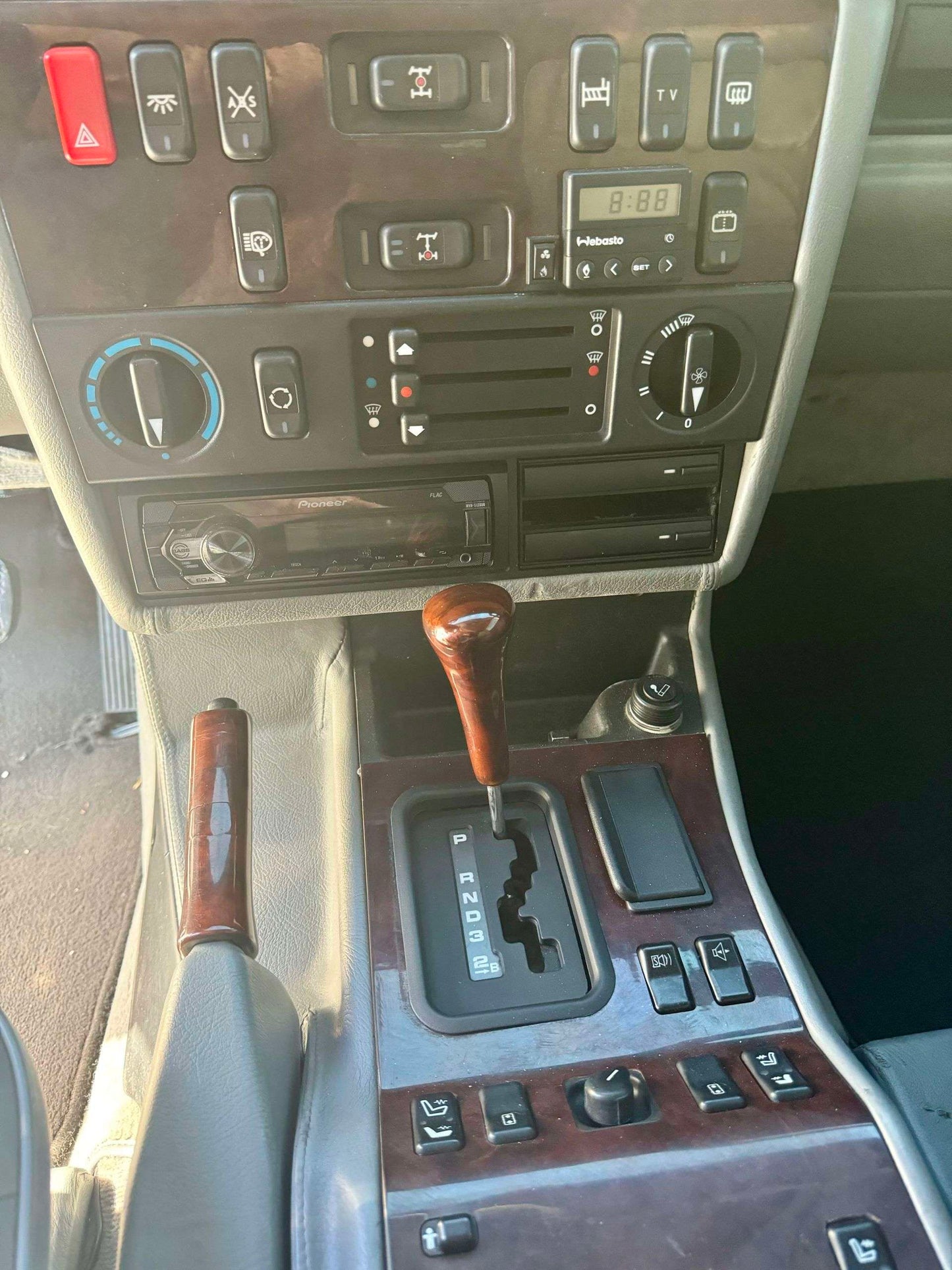 1993 Mercedes 500 GE Armored