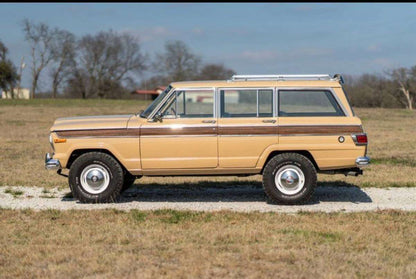 1976 Jeep Wagoneer V8 + Refurbished