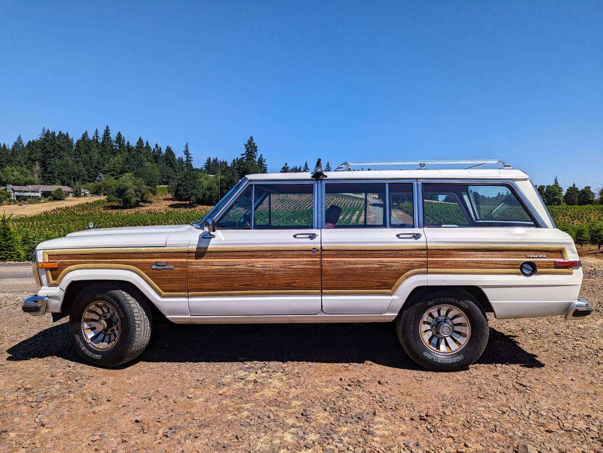 1986 Jeep Grand Wagoneer