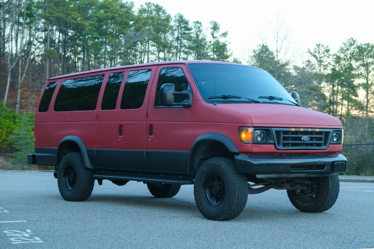 2001 Ford E-350 Super Duty EB