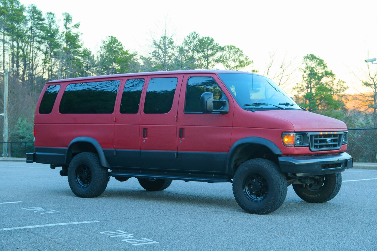 2001 Ford E-350 Super Duty EB