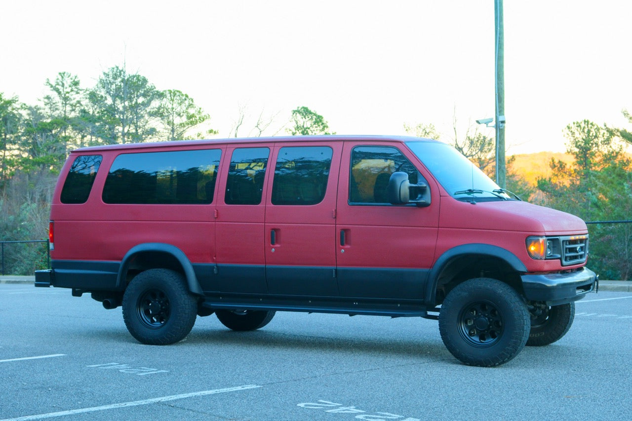 2001 Ford E-350 Super Duty EB