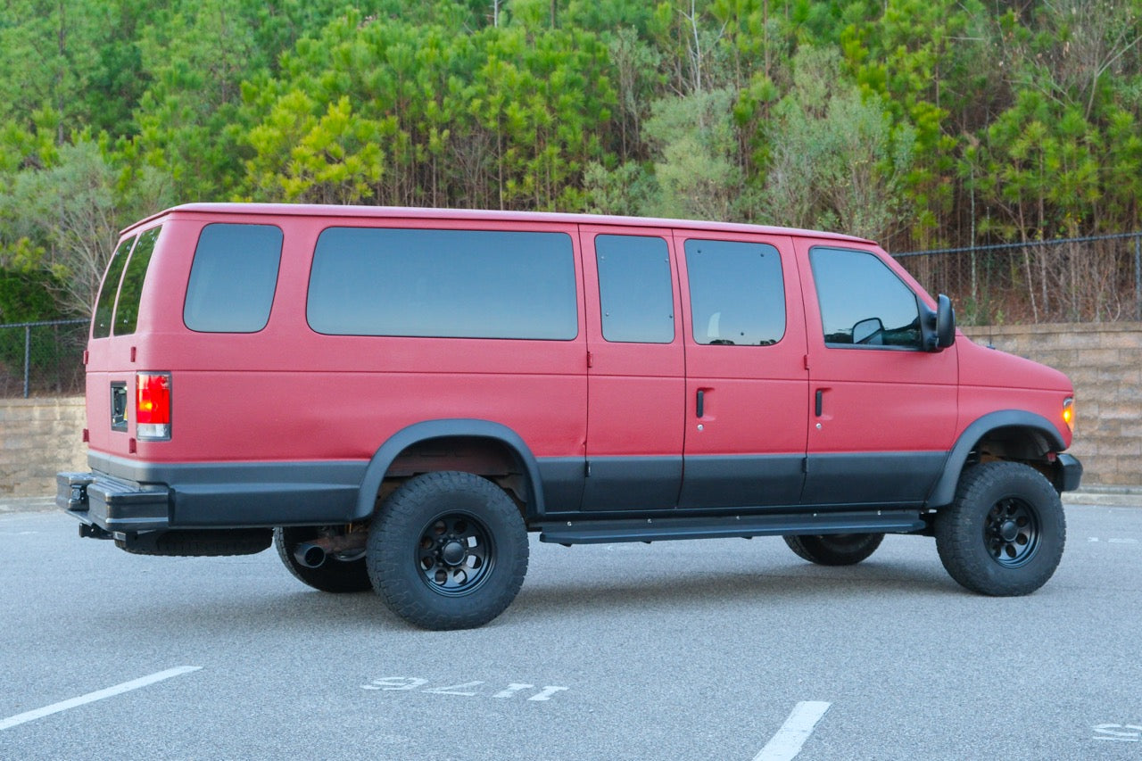 2001 Ford E-350 Super Duty EB