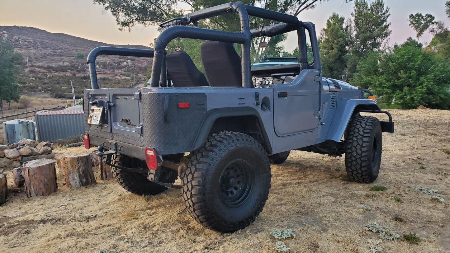 1969 Toyota FJ 40 V8