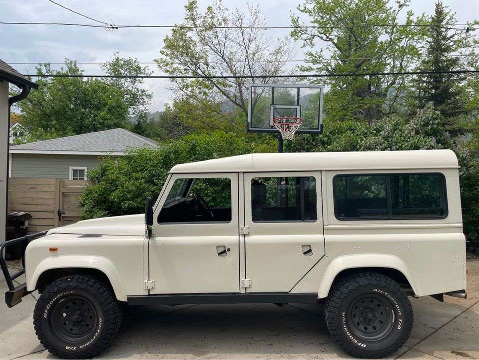 1987 Land Rover Defender 110 RHD Auto