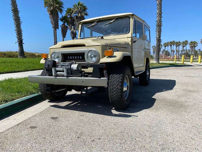 1971 Toyota FJ40 Land Cruiser