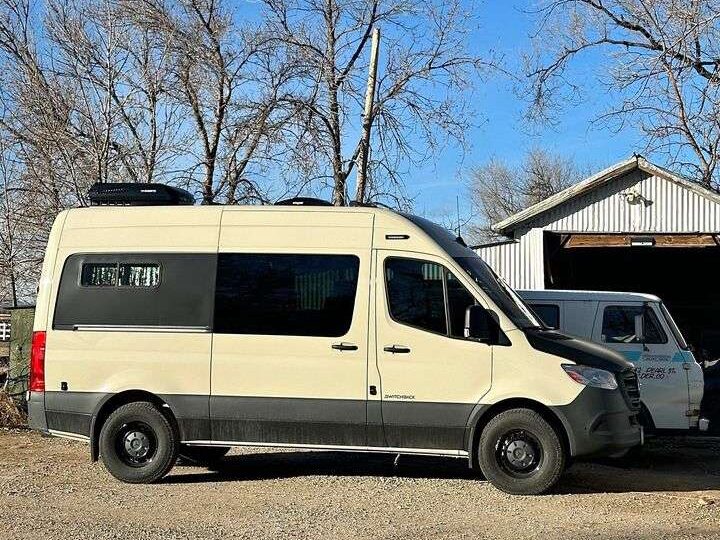 2022 Mercedes-Benz Sprinter 2500