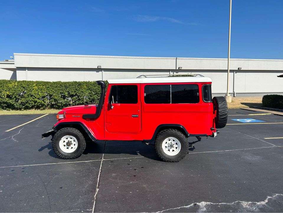 1981 Toyota FJ43 Land Cruiser