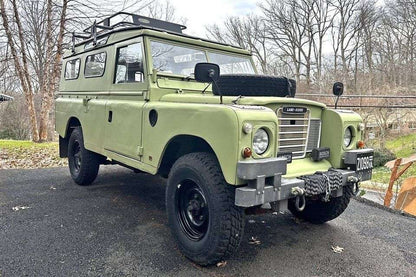 1978 Land Rover Series III 109 Santana