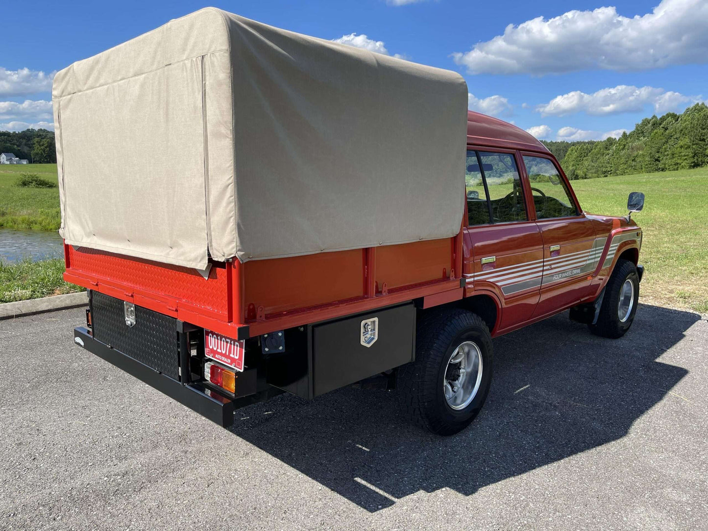 1989 Toyota Land Cruiser FJ62 4 Door Pick Up