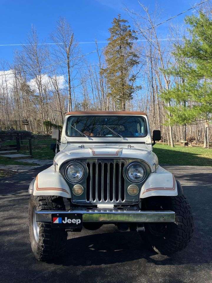 1983 Jeep CJ7 Laredo