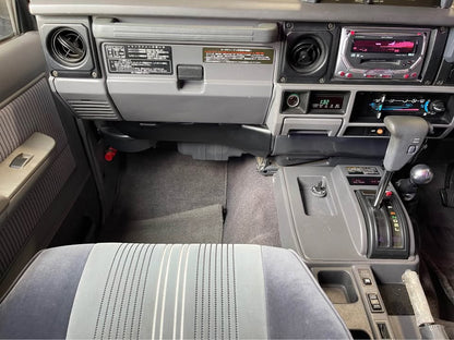 1991 Toyota Land Cruiser J78 Prado