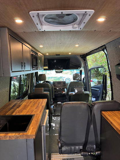 2020 Mercedes Benz Sprinter 2500 V6 4x4