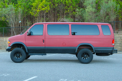 2001 Ford E-350 Super Duty EB