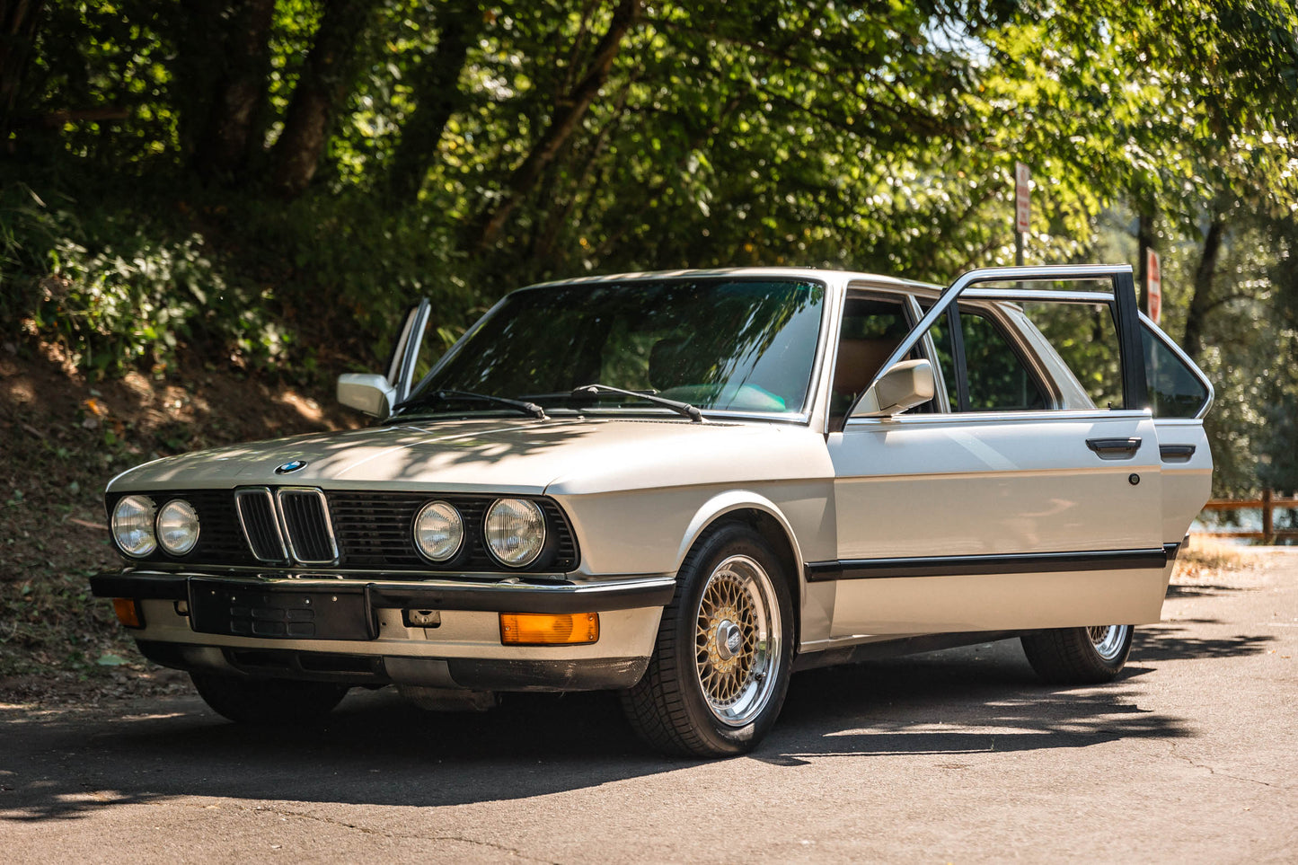 1988 BMW 528e M52 Swap