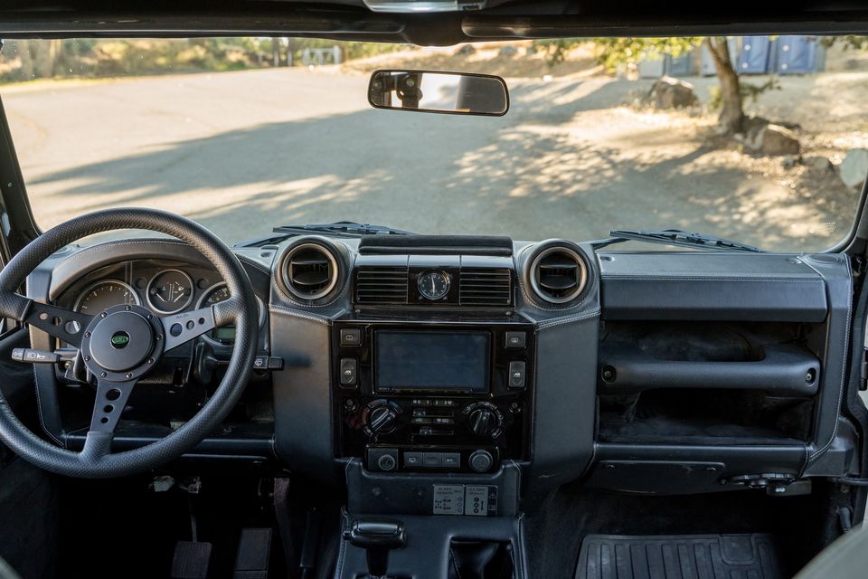 1993 Land Rover Defender 110 NAS (Restored / Restomod)