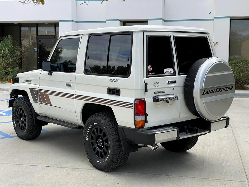 1995 Toyota Land Cruiser 70 Series (Restored 2020)