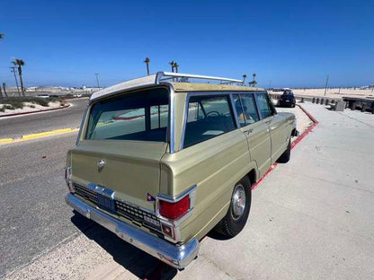 1971 Jeep Wagoneer (Survivor)