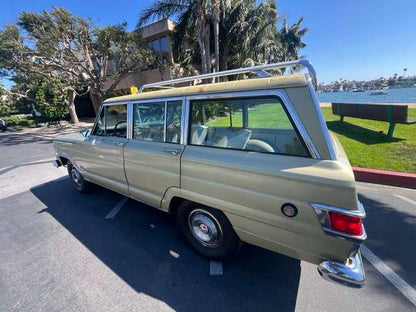 1971 Jeep Wagoneer (Survivor)