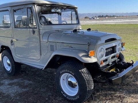 1971 Toyota Land Cruiser FJ40 5-Speed