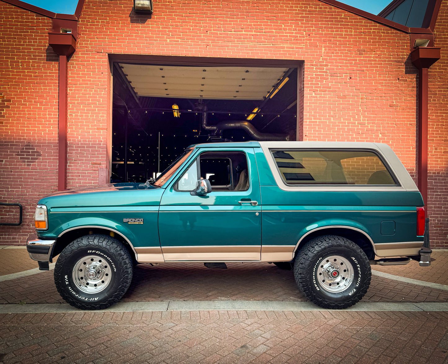 1996 Ford Bronco Eddie Bauer Edition