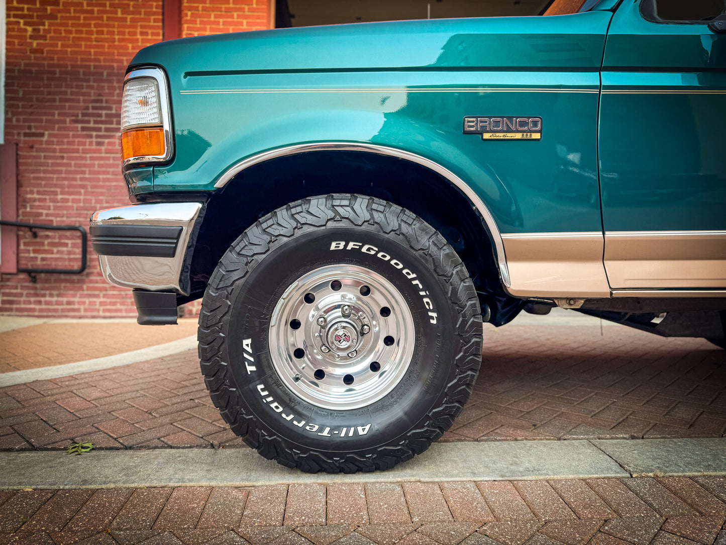 1996 Ford Bronco Eddie Bauer Edition