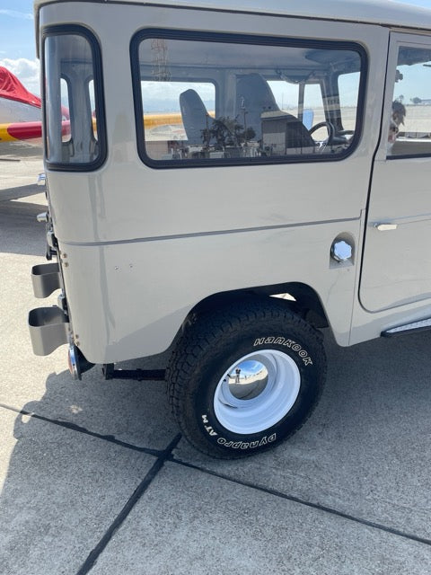 1971 Toyota Land Cruiser FJ40 5-Speed