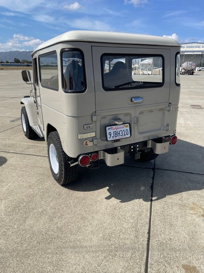 1971 Toyota Land Cruiser FJ40 5-Speed