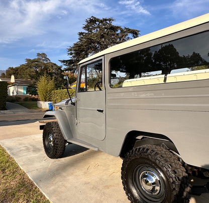 1970 Toyota FJ43 Land Cruiser