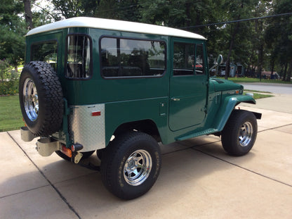 1974 Toyota FJ40 Land Cruiser