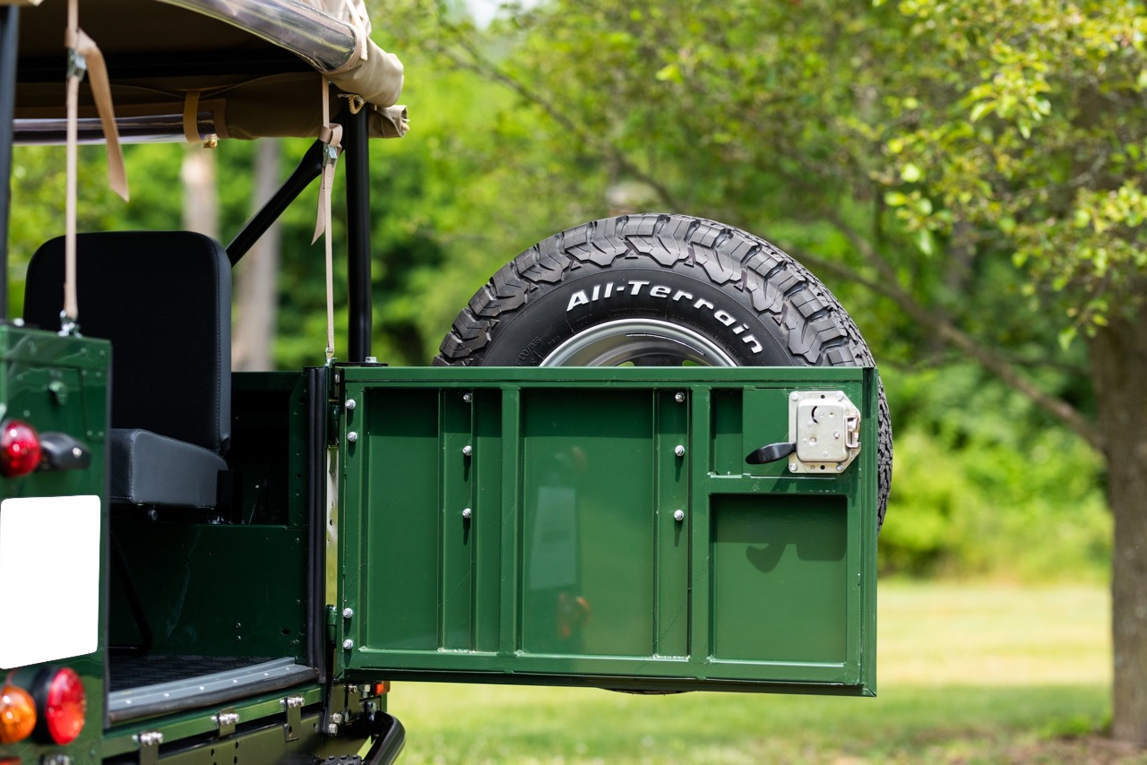 1996 Land Rover Defender 110 LHD