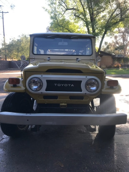 1974 Toyota FJ40 Land Cruiser