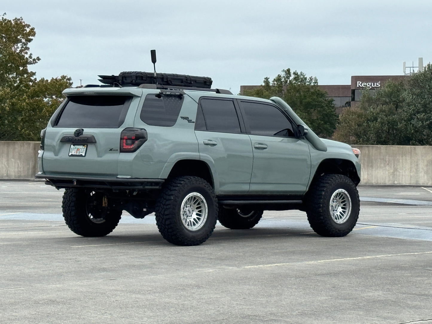 2023 Toyota 4Runner Off-road Premium