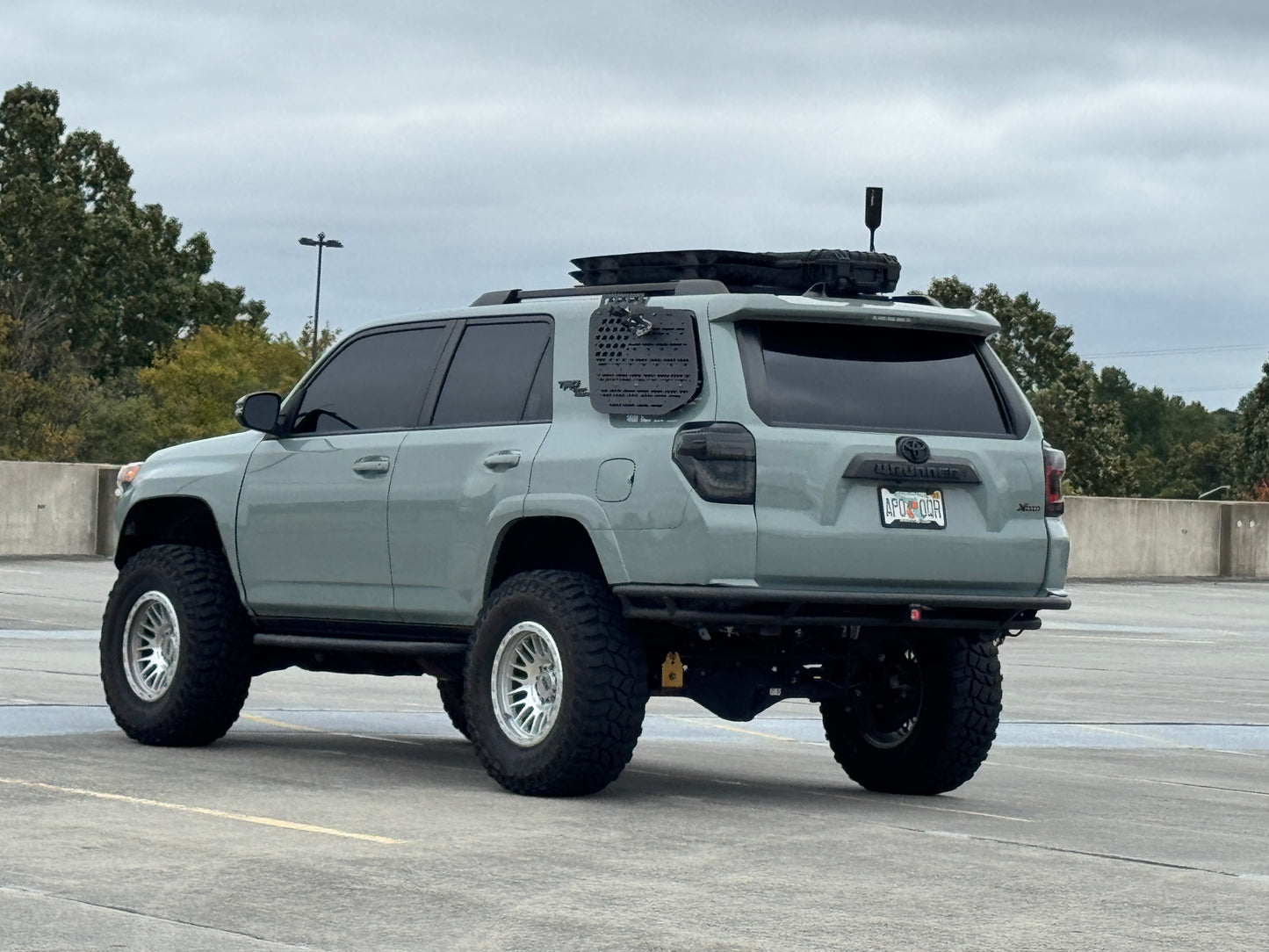 2023 Toyota 4Runner Off-road Premium