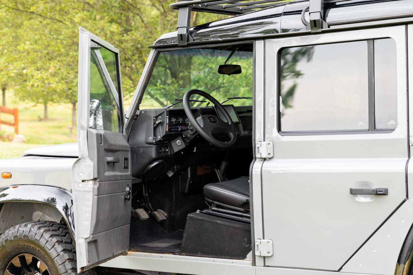 1992 Land Rover Defender 110 LHD