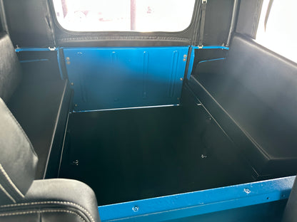 1999 Land Rover Defender 90 Restored