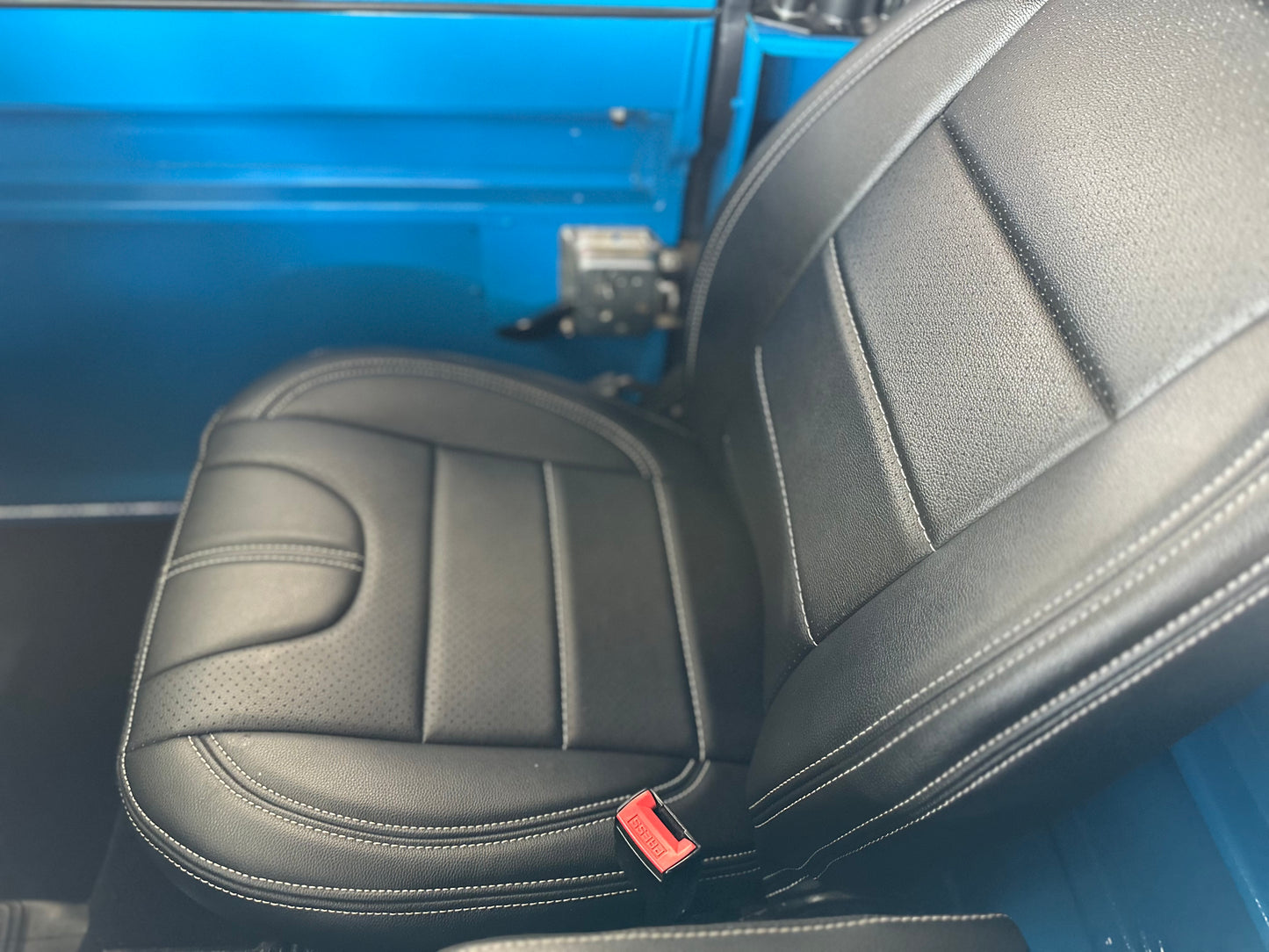 1999 Land Rover Defender 90 Restored