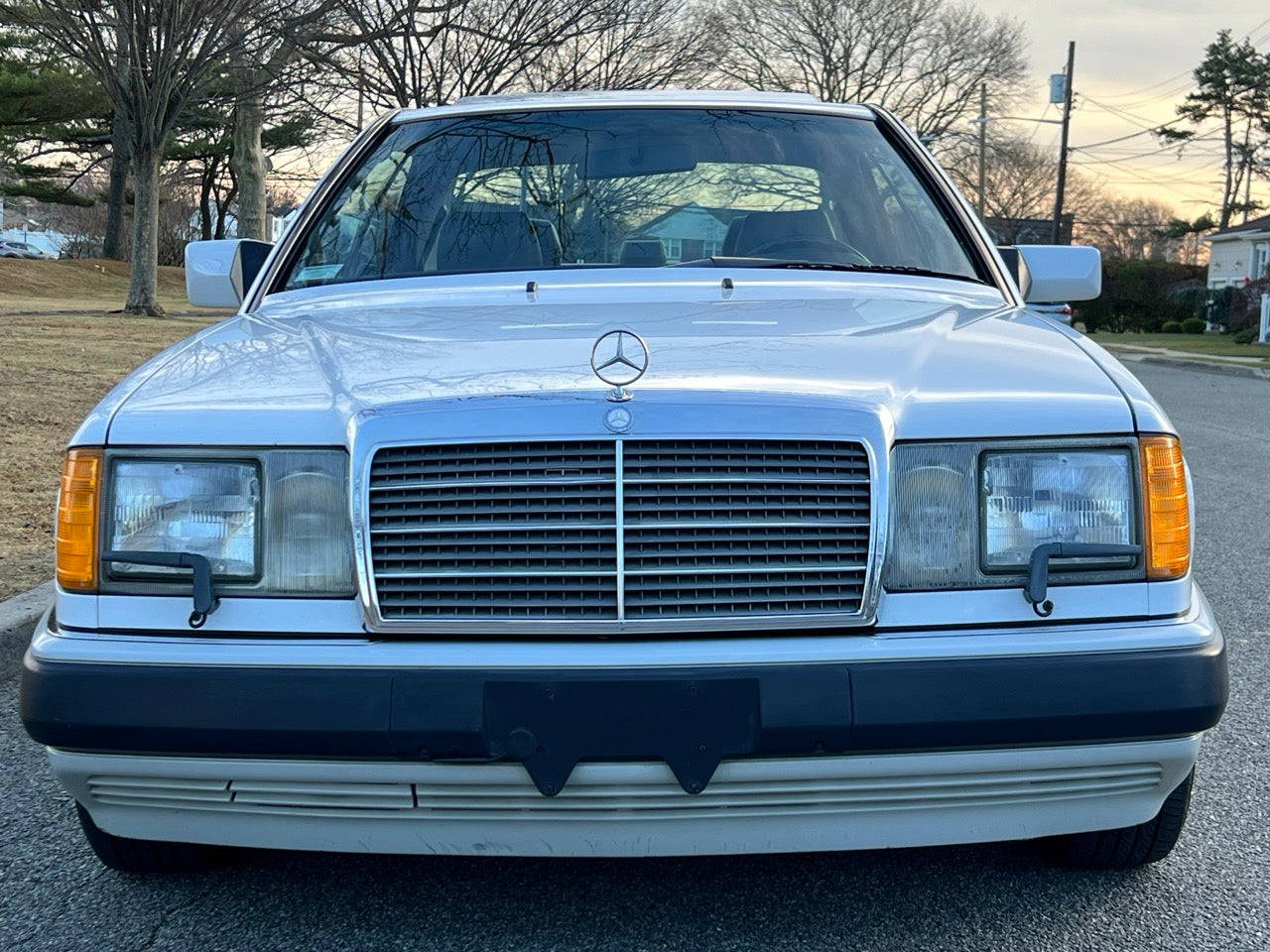 1990 Mercedes 300 CE