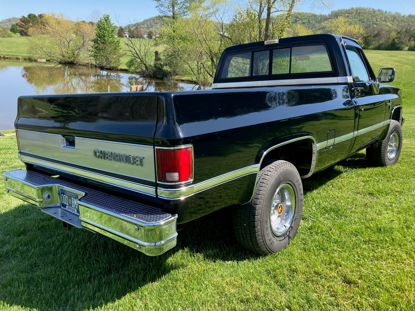 1987 Chevrolet Silverado 4x4 2 Owner 70k Mile
