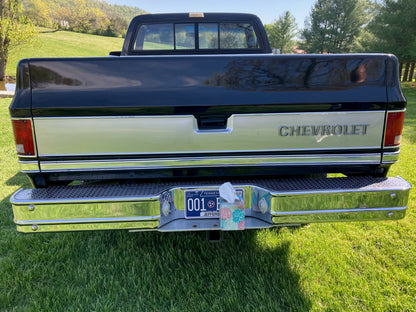 1987 Chevrolet Silverado 4x4 2 Owner 70k Mile